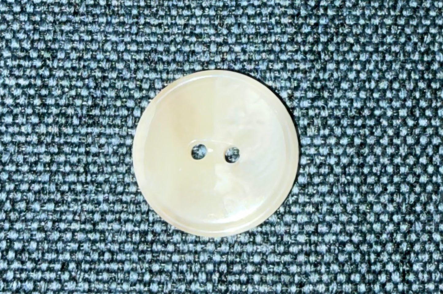 Cream Button with Marbling
